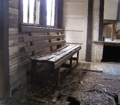 Denhawken TX School bench