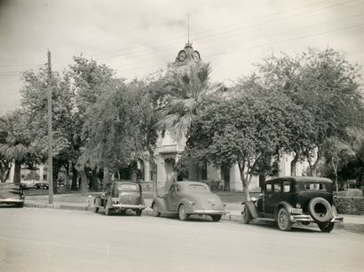 Maverick County courthouse, Eagle Pass, Texas, vintage photo