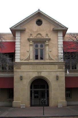 Laredo TX - Old Market House and City Hall entrance