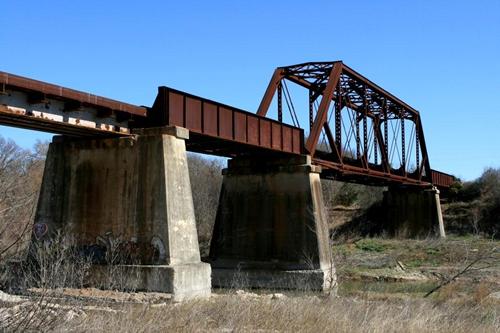 Luxello Texas - Bridge over Cibolo Creek