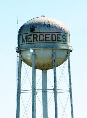 Mercedes Texas water tower