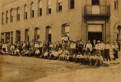 Pearsall, Texas - People's State Bank old photo
