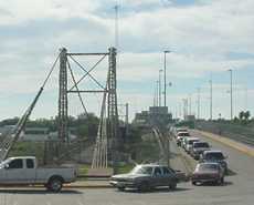 International Bridge, Texas suspension bridge