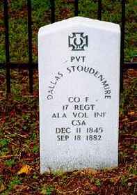 Dallas Stoudenmire's tombstone