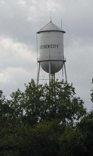 Archer City Texas water tower