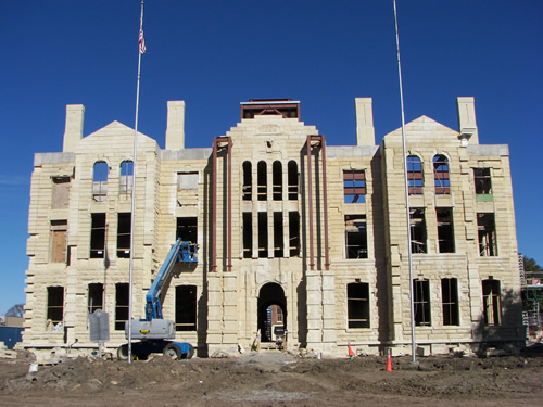 Bonham TX - Fannin county courthouse under restoration in 2020