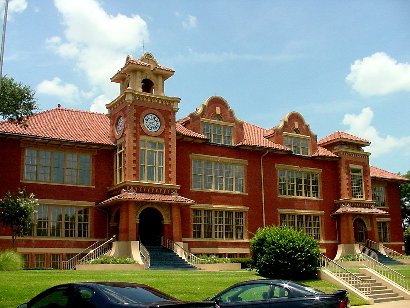 Brenham, Texas - Blinn College adminstrations Building