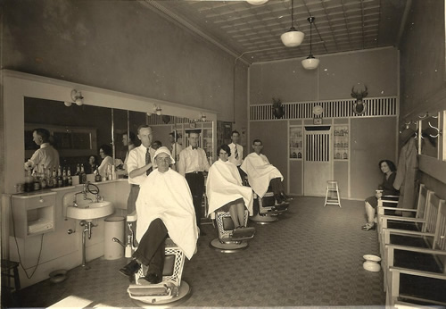 Brownwood TX - 1930 Brownwood BarberShop