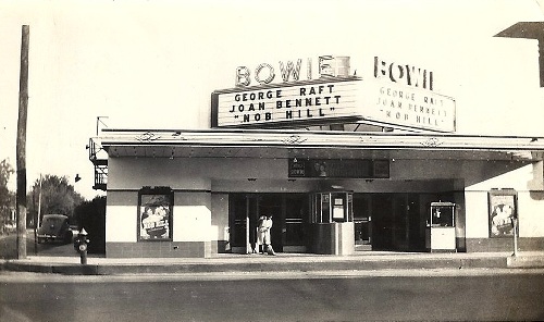 Brownwood TX - Bowie Theater , Center Ave,  1945