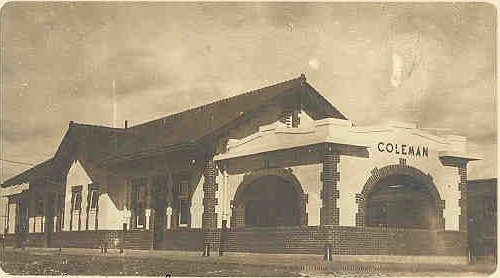 Coleman,  Texas depot, 1915  old photo