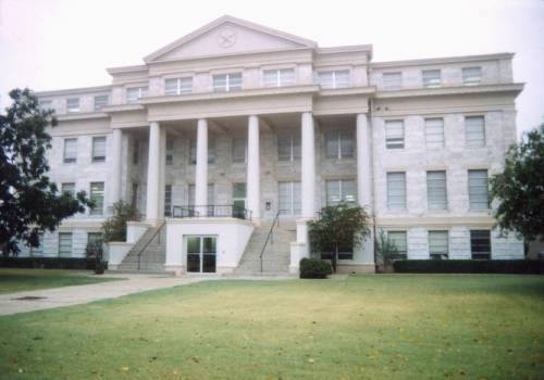 Deaf Smith County Courthouse, Hereford, Texas today