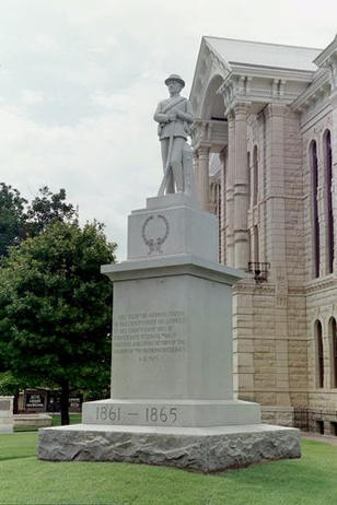 Confederate monument on Hill County Courthouse lawn