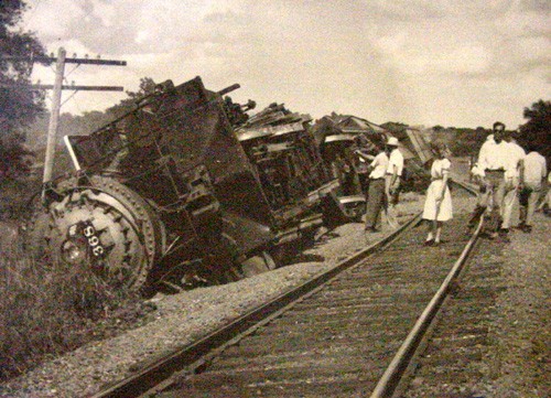 La Grange TX - Train Wreck,  Girl On Tracks