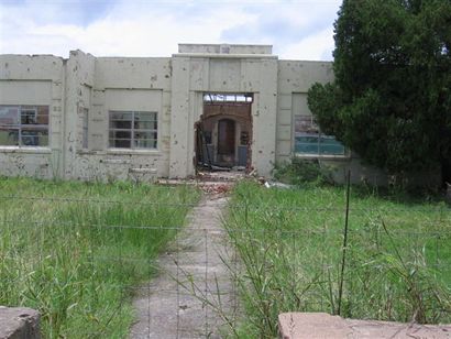 Mozelle School main entrance, Texas