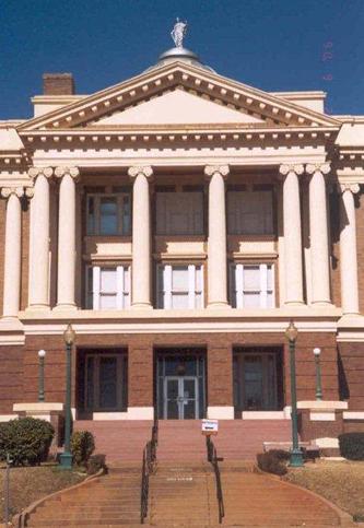 Palestine Texas Anderson County courthouse entrance