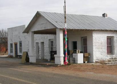 Pontotoc Texas closed gas station