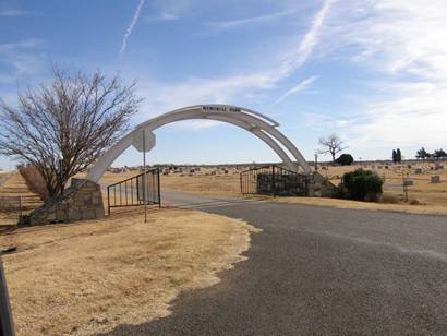 Quanah  Texas - Quanah Memorial Park Cemetery