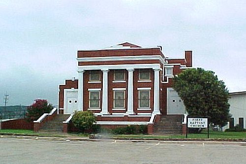 First Baptist Church in Santa Anna, Texas