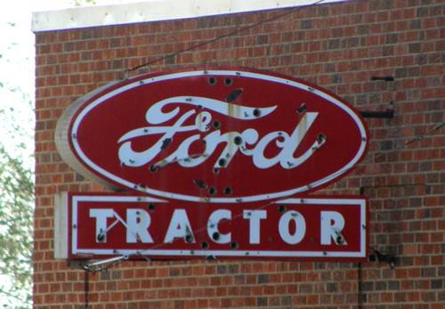Stanton Tx - Ford Tractor sign 