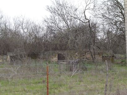 Morris Ranch TX - ruins