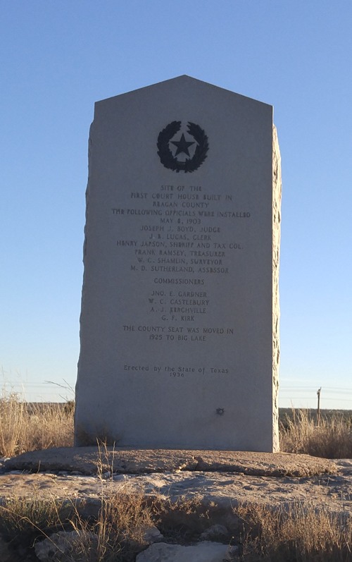 Reagan County TX - Site of first courthouse Texas Centennial marker