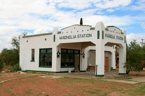 Van Horn Texas Magnolia Station