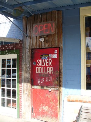 Bandera Texas silver Dollar  door