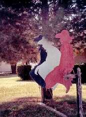 Tres Amigos metal sculpture in Alpine Texas