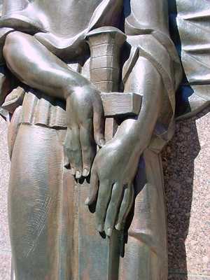 Monument Hill hands -Josset sculpture