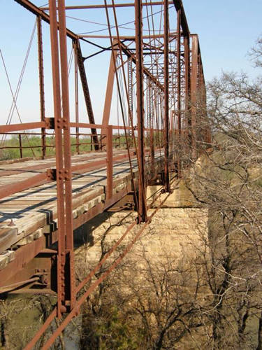 Coleman County TX - CR 220 1911 Colorado River through truss bridge
