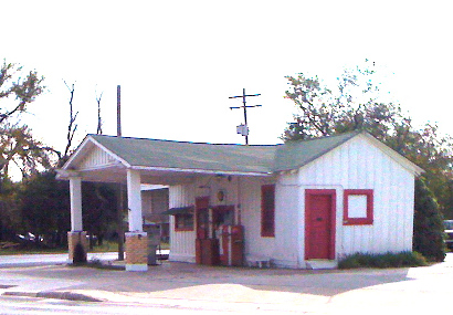 Kerrville TX - Mostys Gas Station
