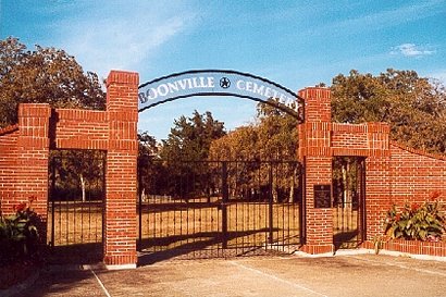 Boonville TX - Boonville Cemetery gate