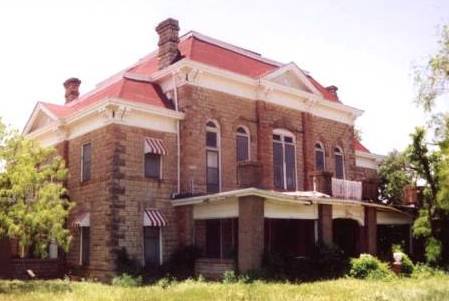 Former Stonewall County courthouse in Rayner, Texas