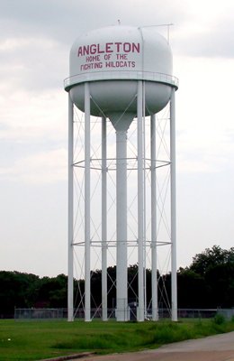 Home of the Fighting Wildcats ,Angleton Texas water tower