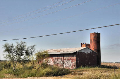 Clarkwood TX silo