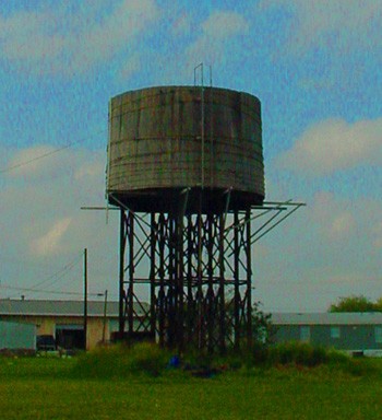 Wooden water tower, Edroy, Texas