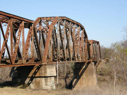 Richmond TX - Brazos River Railroad thru truss bridge 