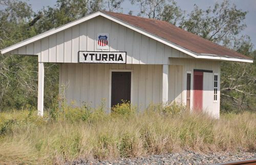 YTurria TX - Union Pacific  RR stop