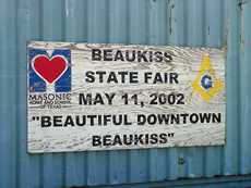 Beaukiss State Fair painted sign