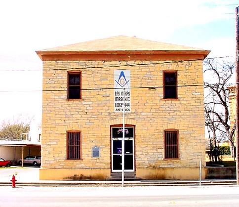Brackettville Texas - the original Kinney Count y courthouse