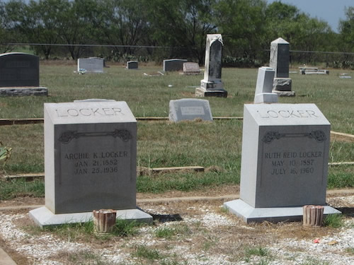 Locker TX - Locker Cemetery Locker family tombstones