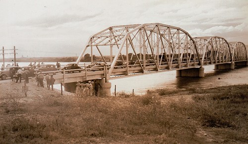 Montopolis Texas - Montopolis Bridge over Colorado River, Travis County 