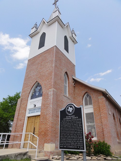 Quihi TX - Bethlehem Lutheran Church with historical marker
