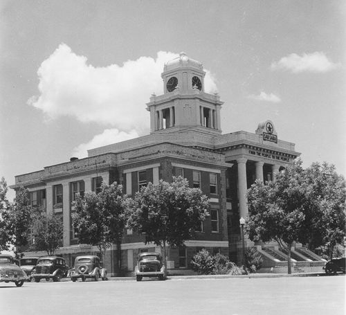 San Saba County courthouse, San Saba, Texas old photo
