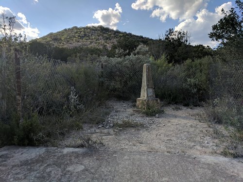 Kimble County TX - Obelisk