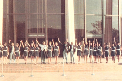 Hemisfair '68 - U.S.Pavilion Staff last day