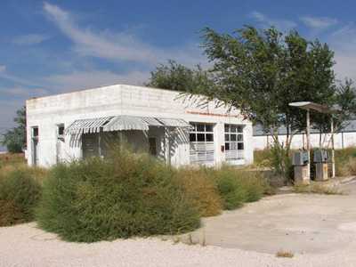 Bronco Texas closed gas station