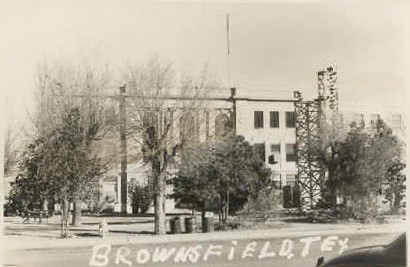 1925 Terry County Courthouse, Brownfield, Texas, old photo