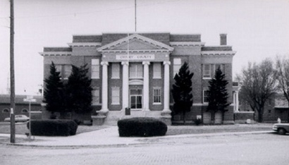 Crosby Country courthouse old photo, Crosbyton, Texas