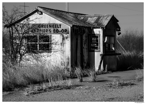 Kirkland TX - Ghost town Greenbelt Farmers Co-op office